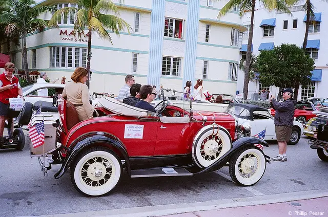 Art Deco Classic Car Parade