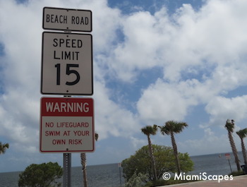 Hobie Beach Road Entrance