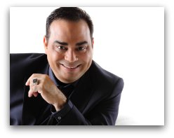 Gilberto Santa Rosa in concert in Miami