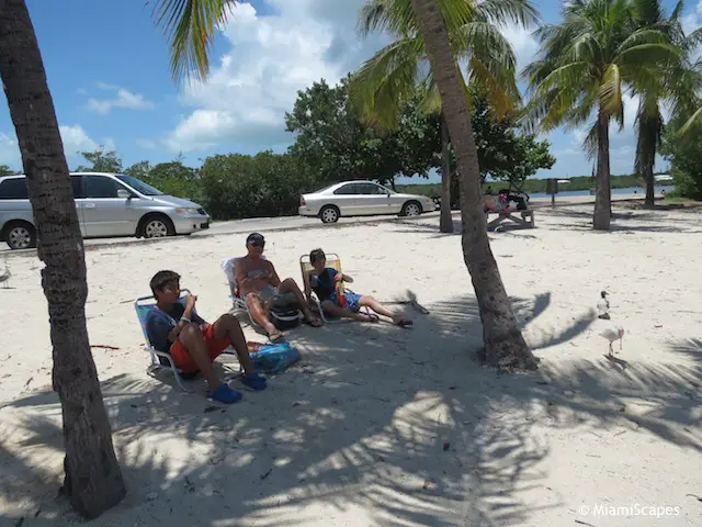 Parking at Far Beach at Pennekamp Park