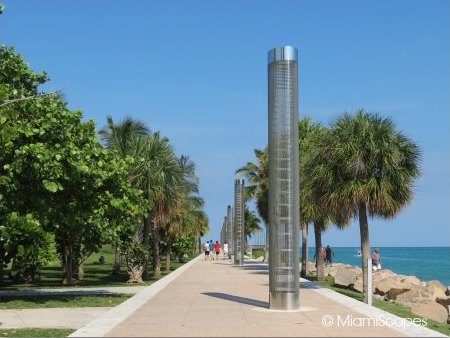 The cutwalk at South Pointe Park and the start of the Miami Beach Walk