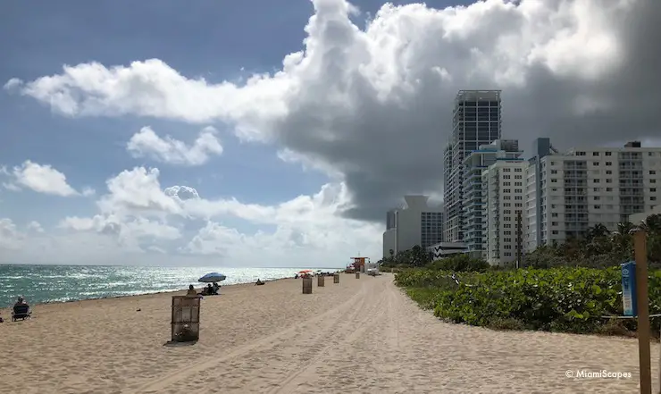 Miami Beach Mid-Beach Hotels