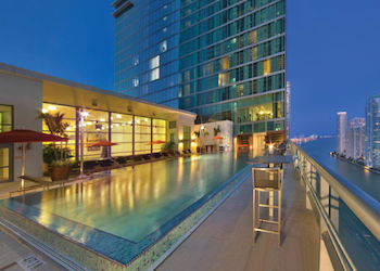 JW Marriott Marquis Miami Pool