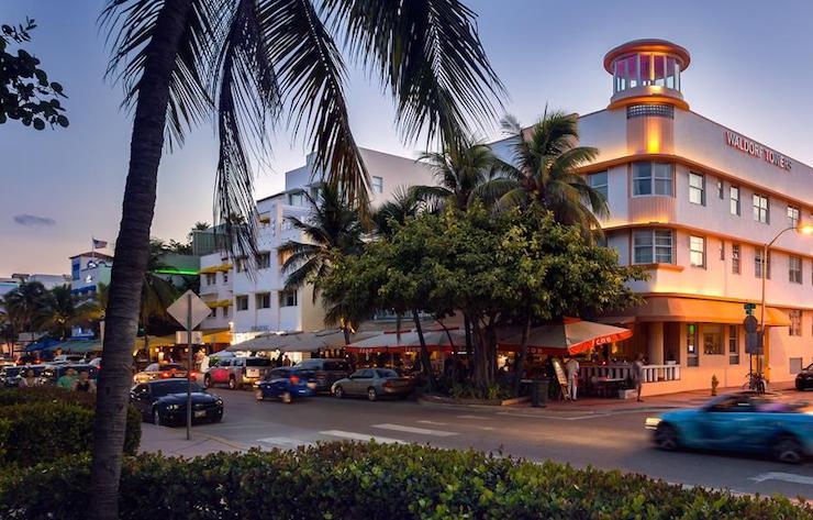 Ocean Drive Hotels South Beach Nightscene