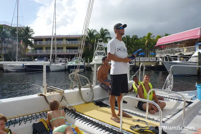 Briefing at beginning of snorkeling tour Briefing at beginning of snorkeling tour