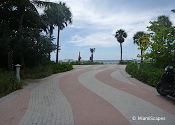 Miami Beach Walk Paved Promenades