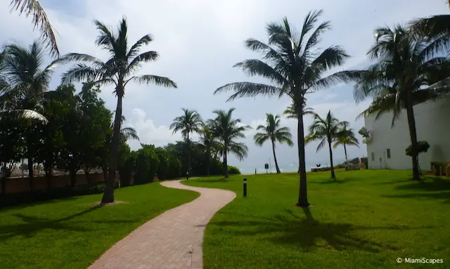 Sunny Isles Beach Access Paths